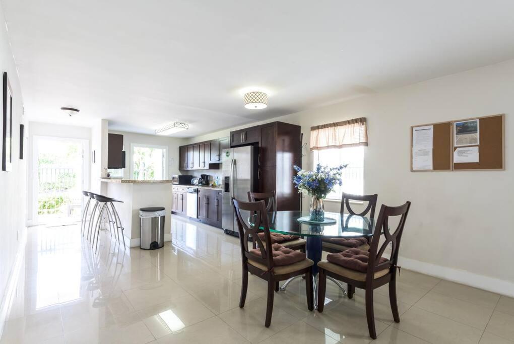 A1 - Endless Summer Vacation Rentals - Affordable Luxury Near Downtown Fort Lauderdale Bagian luar foto